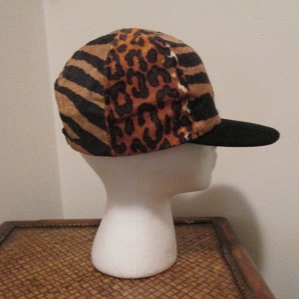 ANIMAL PRINT CAP - NWOT